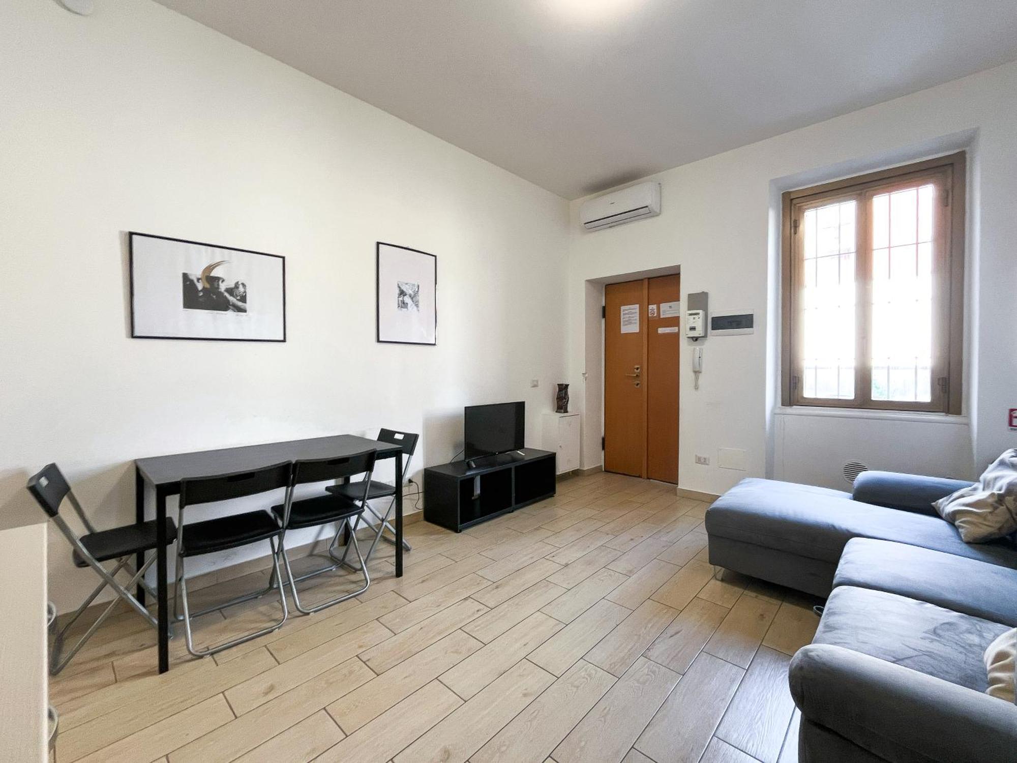 Along The Canal Smart Flat Naviglio - 4 People Corsico Exterior foto
